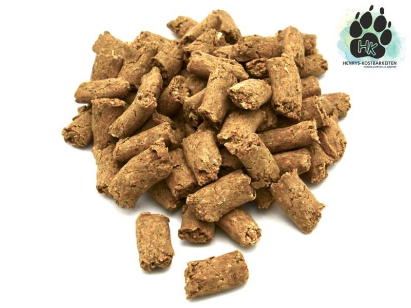 Trainingssnack-Fisch/Kartoffel mit Gemüse und Hagebuttenschalen